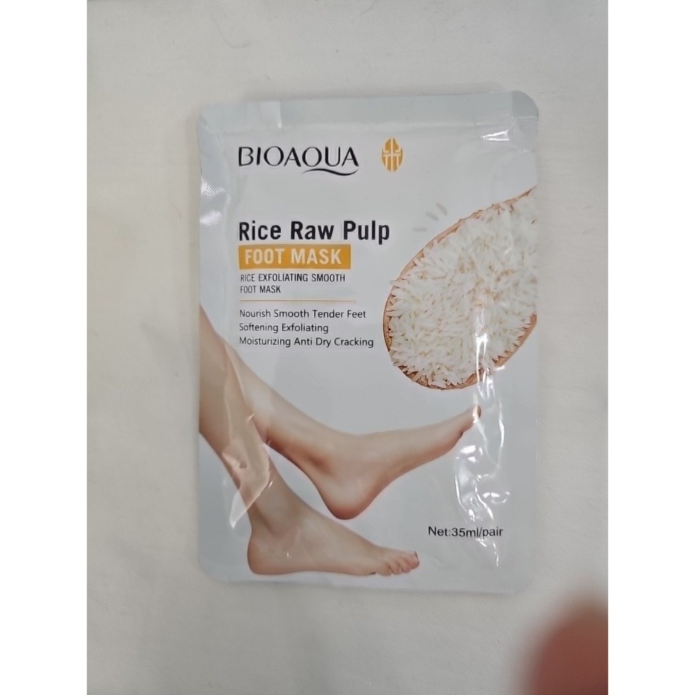 Bioaqua Rice Raw Pulp Exfoliating Smooth Foot Mask - 1 Pr